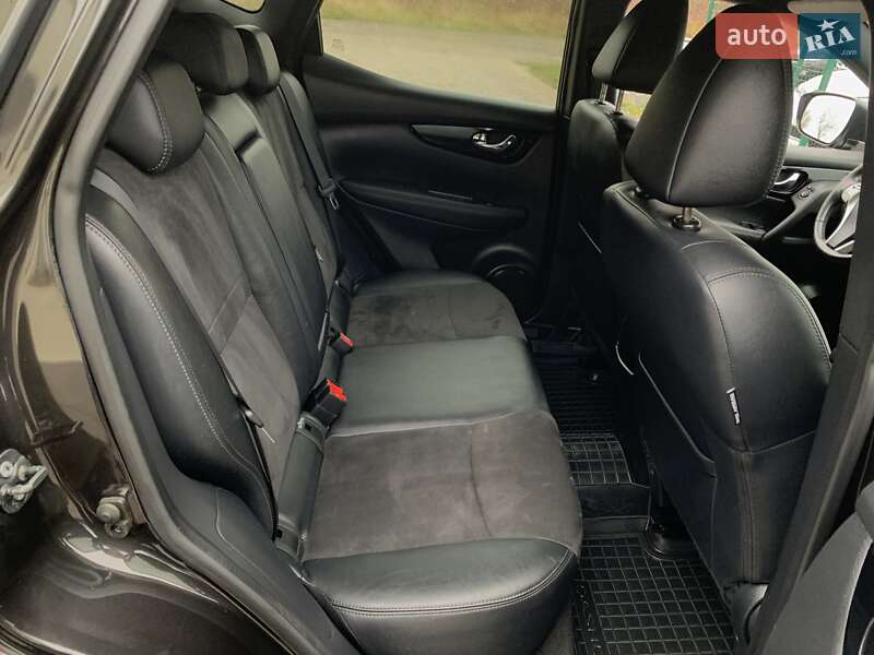 Внедорожник / Кроссовер Nissan Qashqai 2016 в Бердичеве