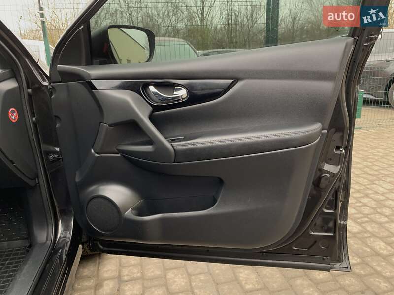 Внедорожник / Кроссовер Nissan Qashqai 2016 в Бердичеве