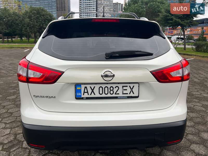 Внедорожник / Кроссовер Nissan Qashqai 2016 в Киеве