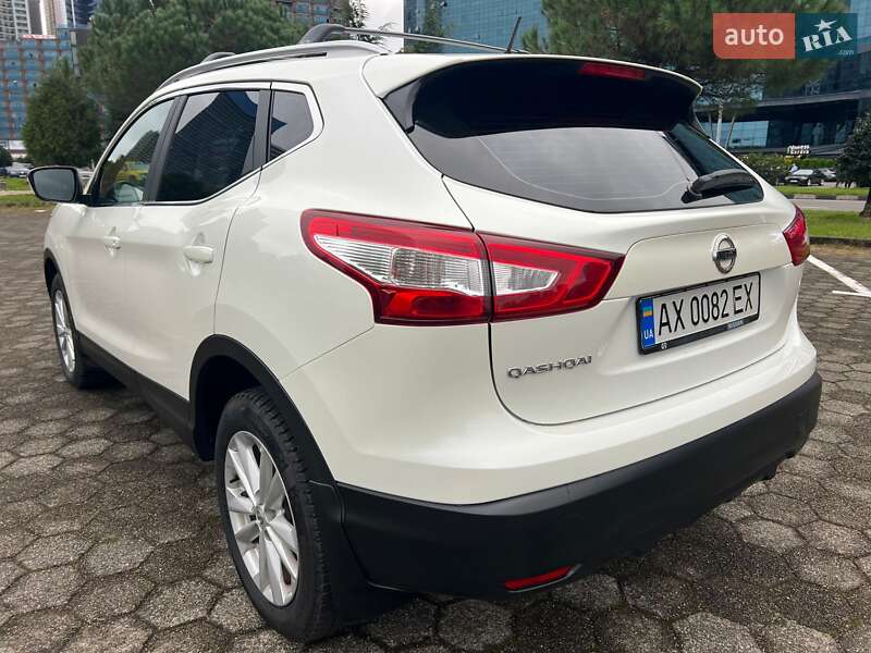 Внедорожник / Кроссовер Nissan Qashqai 2016 в Киеве