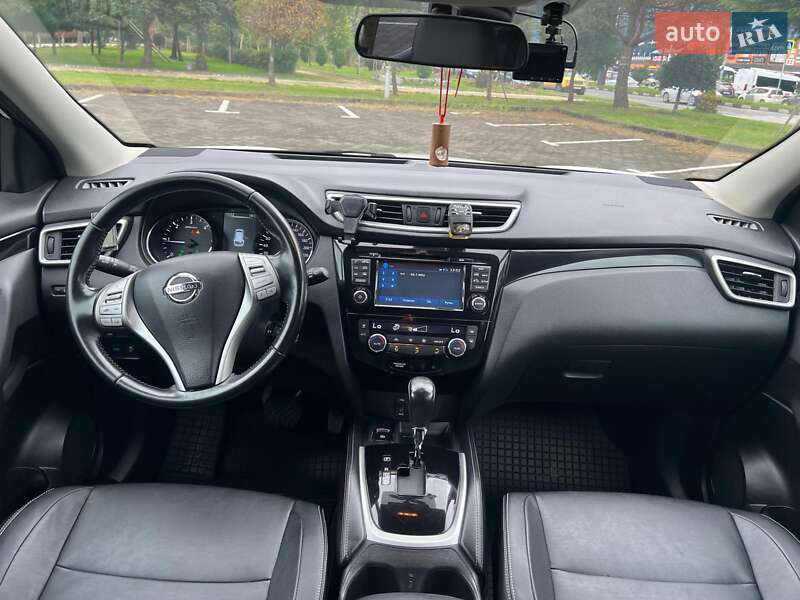 Внедорожник / Кроссовер Nissan Qashqai 2016 в Киеве