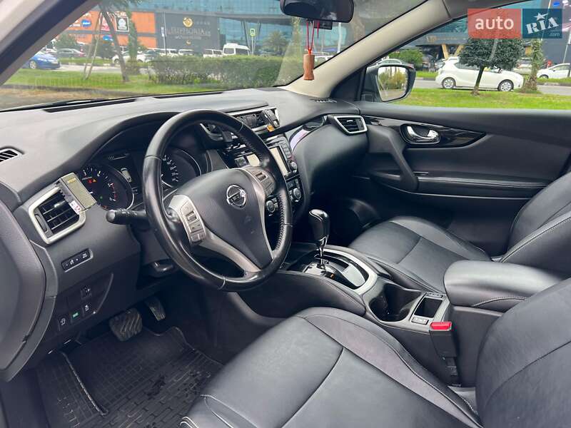 Внедорожник / Кроссовер Nissan Qashqai 2016 в Киеве