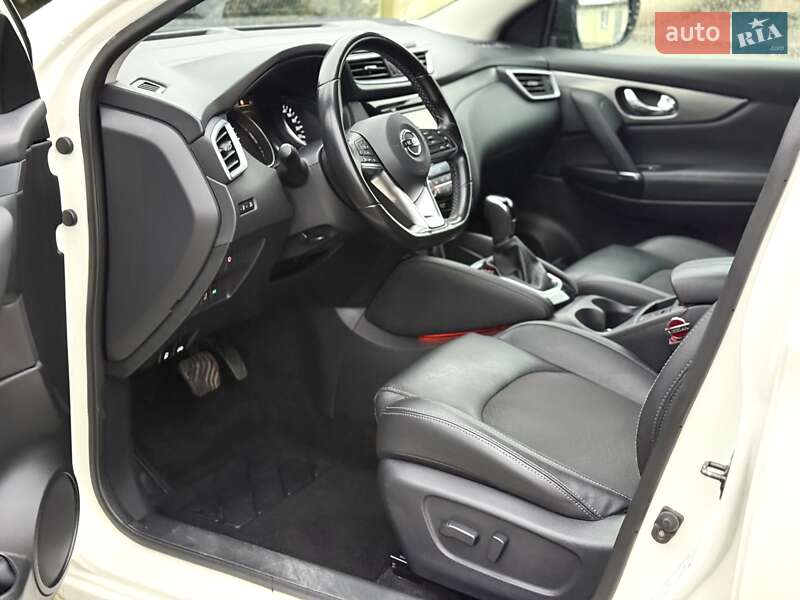 Внедорожник / Кроссовер Nissan Qashqai 2020 в Днепре