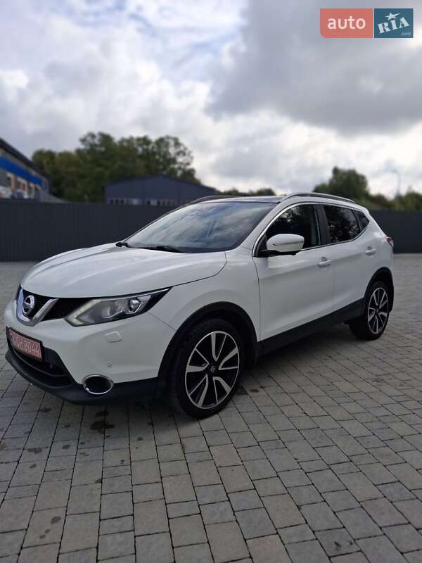 Позашляховик / Кросовер Nissan Qashqai 2014 в Львові фото 13 Позашляховик / Кросовер Nissan Qashqai 2014 в Львові