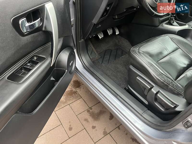 Внедорожник / Кроссовер Nissan Qashqai 2013 в Дубно