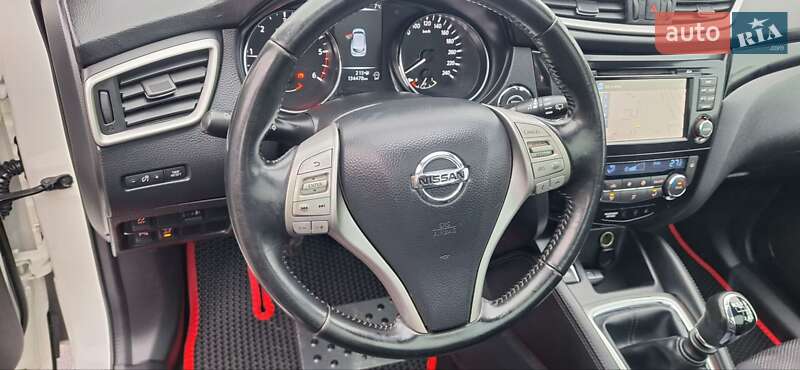 Внедорожник / Кроссовер Nissan Qashqai 2015 в Новоархангельске фото 71 Внедорожник / Кроссовер Nissan Qashqai 2015 в Новоархангельске