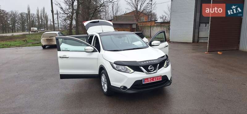 Внедорожник / Кроссовер Nissan Qashqai 2015 в Новоархангельске фото 108 Внедорожник / Кроссовер Nissan Qashqai 2015 в Новоархангельске