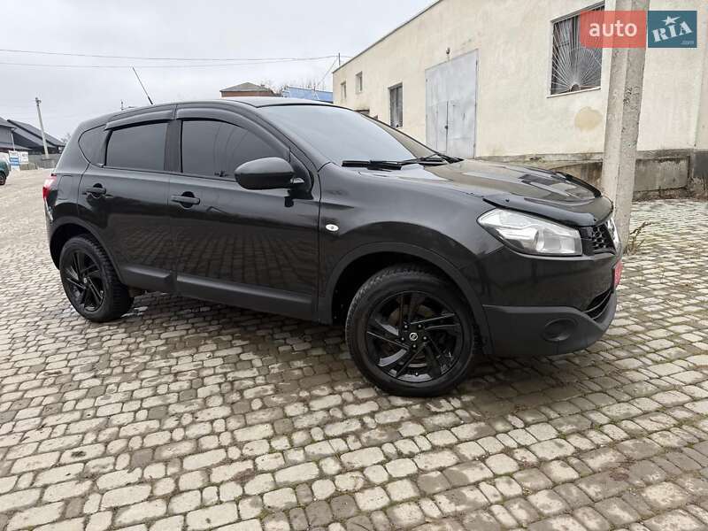 Внедорожник / Кроссовер Nissan Qashqai 2011 в Борщеве