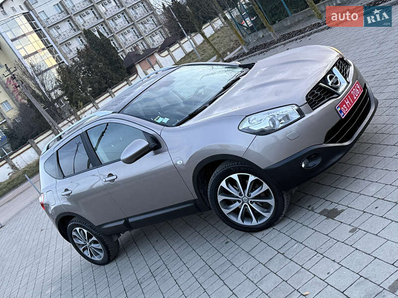 Внедорожник / Кроссовер Nissan Qashqai 2012 в Львове