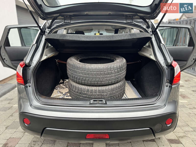 Внедорожник / Кроссовер Nissan Qashqai 2012 в Львове