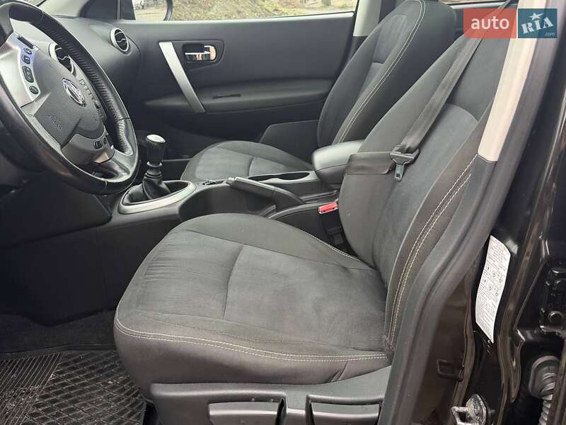 Позашляховик / Кросовер Nissan Qashqai 2010 в Черкасах