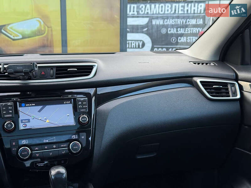 Внедорожник / Кроссовер Nissan Qashqai 2015 в Стрые фото 45 Внедорожник / Кроссовер Nissan Qashqai 2015 в Стрые