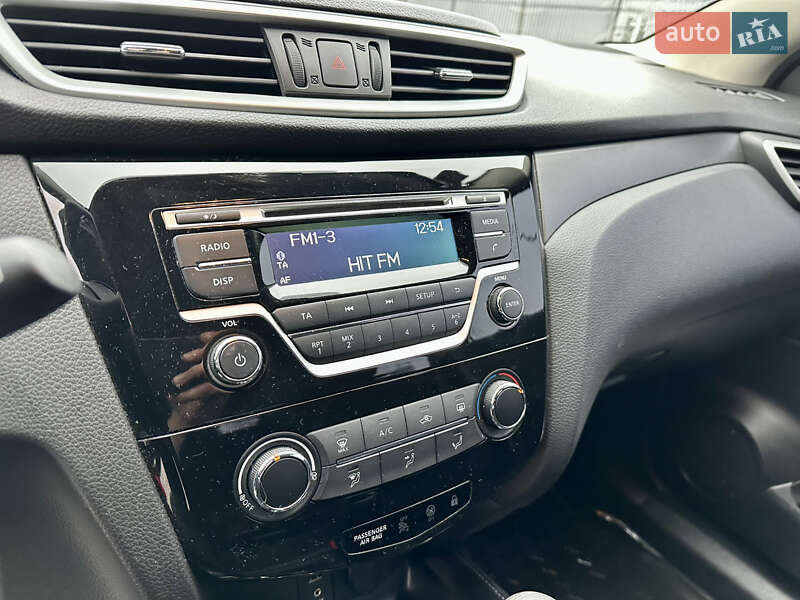 Позашляховик / Кросовер Nissan Qashqai 2017 в Києві фото 22 Позашляховик / Кросовер Nissan Qashqai 2017 в Києві
