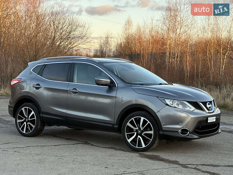 Позашляховик / Кросовер Nissan Qashqai 2015 в Трускавці фото 25 Позашляховик / Кросовер Nissan Qashqai 2015 в Трускавці