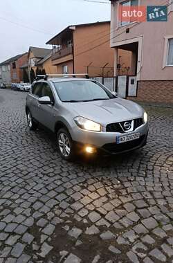Позашляховик / Кросовер Nissan Qashqai 2013 в Буштино