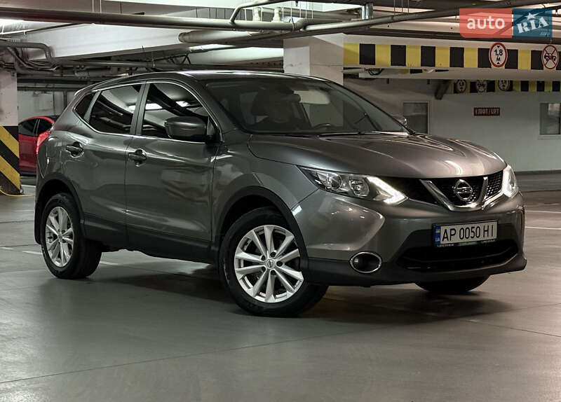 Внедорожник / Кроссовер Nissan Qashqai 2016 в Днепре