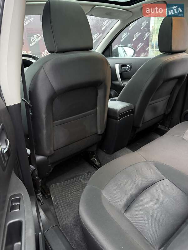 Позашляховик / Кросовер Nissan Qashqai 2011 в Сумах