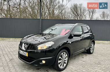 Внедорожник / Кроссовер Nissan Qashqai 2011 в Черновцах
