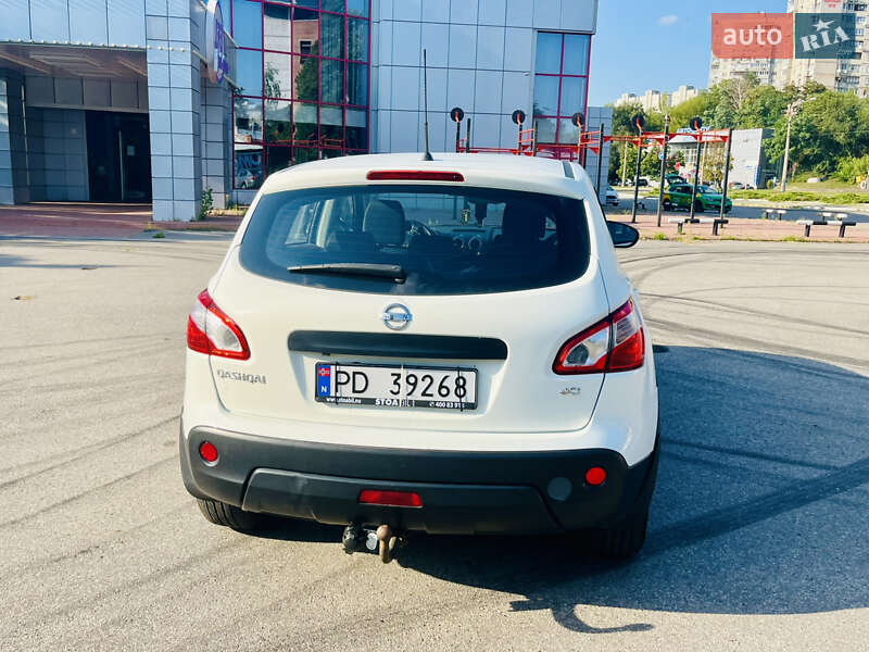 Внедорожник / Кроссовер Nissan Qashqai 2011 в Нежине