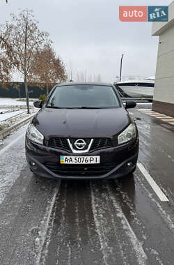 Внедорожник / Кроссовер Nissan Qashqai 2013 в Киеве