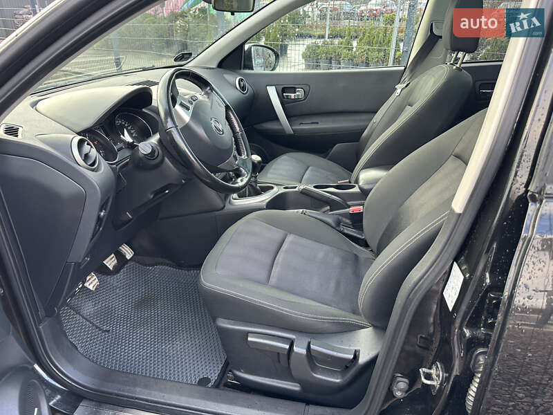 Позашляховик / Кросовер Nissan Qashqai 2011 в Радехові