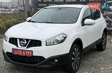 Внедорожник / Кроссовер Nissan Qashqai 2012 в Каменец-Подольском