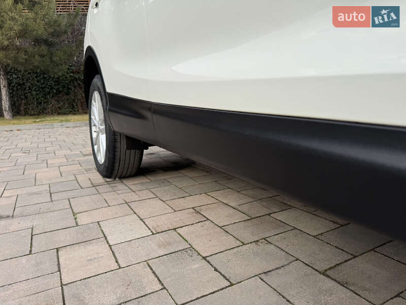 Внедорожник / Кроссовер Nissan Qashqai 2015 в Ивано-Франковске фото 21 Внедорожник / Кроссовер Nissan Qashqai 2015 в Ивано-Франковске