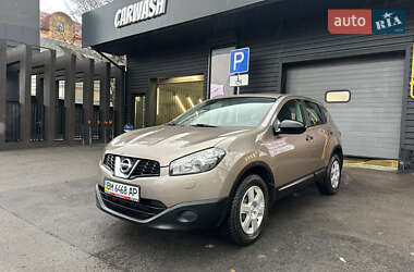Внедорожник / Кроссовер Nissan Qashqai 2011 в Киеве