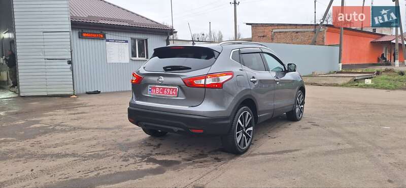 Позашляховик / Кросовер Nissan Qashqai 2016 в Новоархангельську