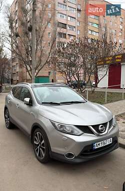 Внедорожник / Кроссовер Nissan Qashqai 2014 в Киеве