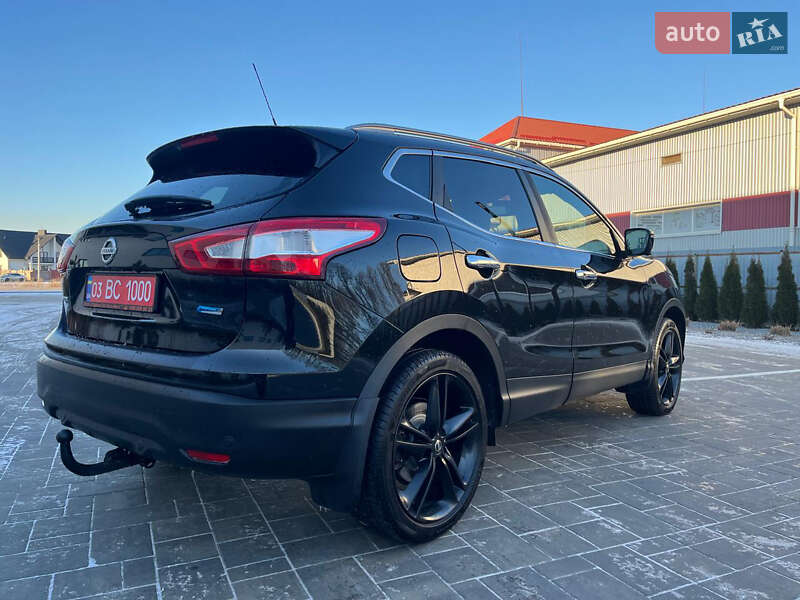 Внедорожник / Кроссовер Nissan Qashqai 2016 в Луцке