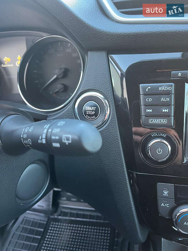 Внедорожник / Кроссовер Nissan Qashqai 2016 в Луцке