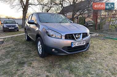 Позашляховик / Кросовер Nissan Qashqai 2010 в Києві