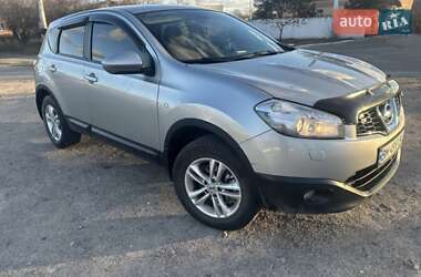 Позашляховик / Кросовер Nissan Qashqai 2011 в Охтирці