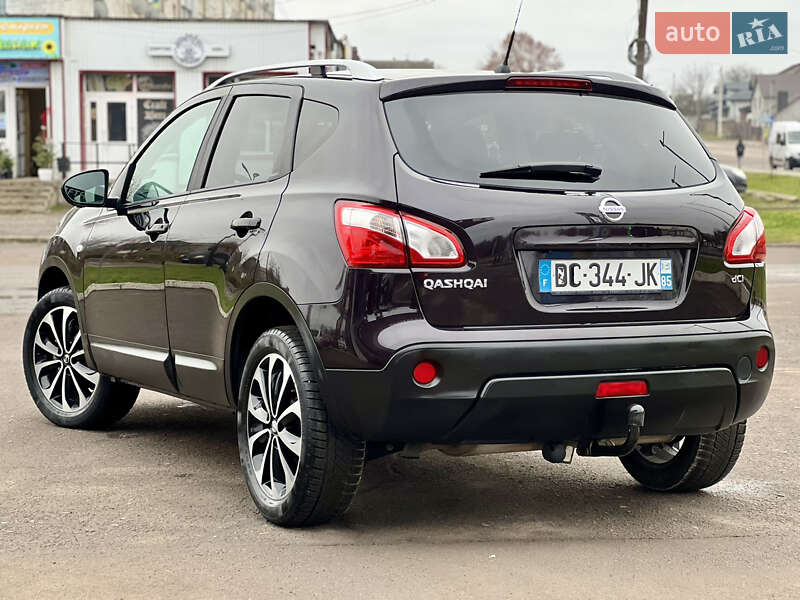Позашляховик / Кросовер Nissan Qashqai 2013 в Дубні