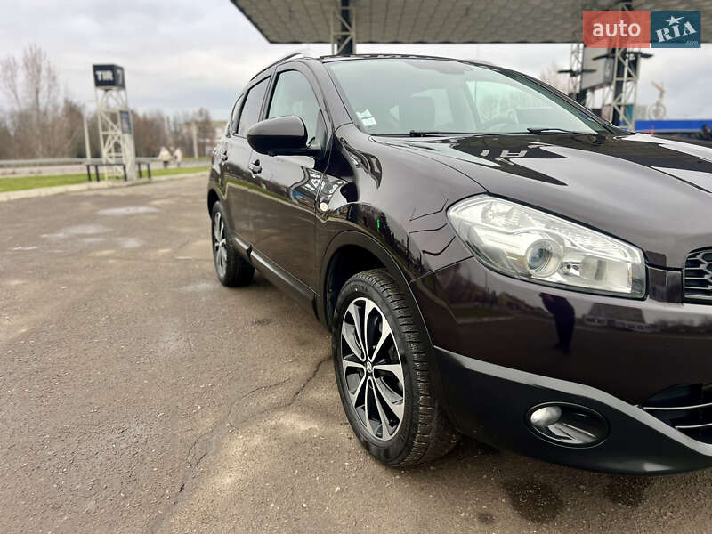 Позашляховик / Кросовер Nissan Qashqai 2013 в Дубні