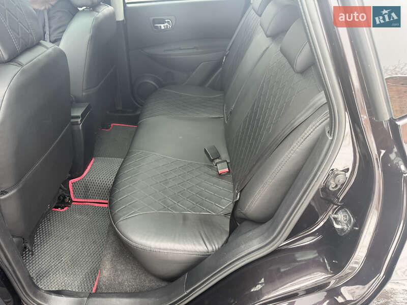 Внедорожник / Кроссовер Nissan Qashqai 2010 в Баре