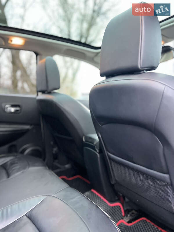 Внедорожник / Кроссовер Nissan Qashqai 2010 в Луцке