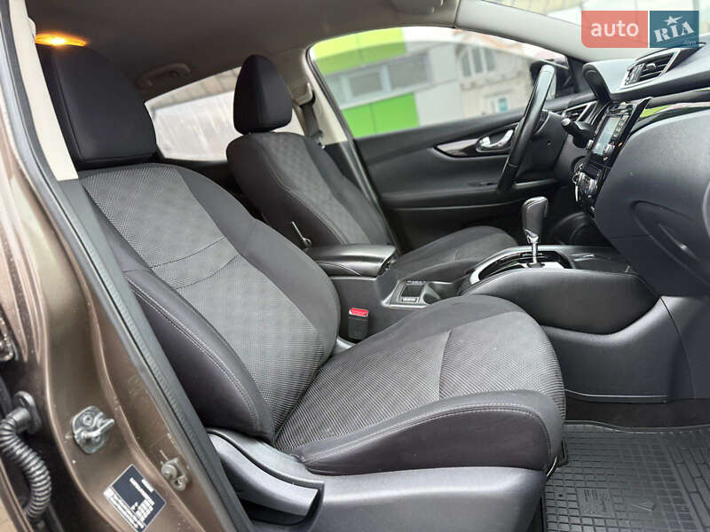 Позашляховик / Кросовер Nissan Qashqai 2017 в Хусті фото 10 Позашляховик / Кросовер Nissan Qashqai 2017 в Хусті