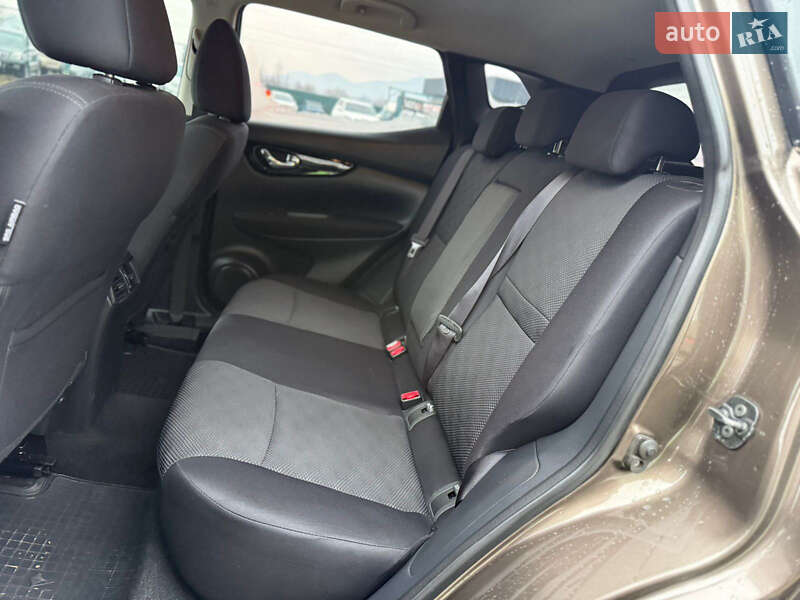 Позашляховик / Кросовер Nissan Qashqai 2017 в Хусті фото 13 Позашляховик / Кросовер Nissan Qashqai 2017 в Хусті