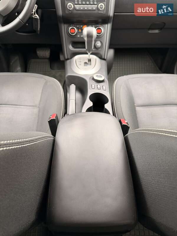 Внедорожник / Кроссовер Nissan Qashqai 2012 в Днепре