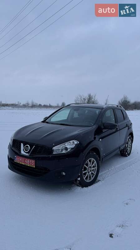 Внедорожник / Кроссовер Nissan Qashqai 2013 в Умани