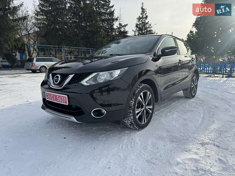 Внедорожник / Кроссовер Nissan Qashqai 2014 в Новоархангельске