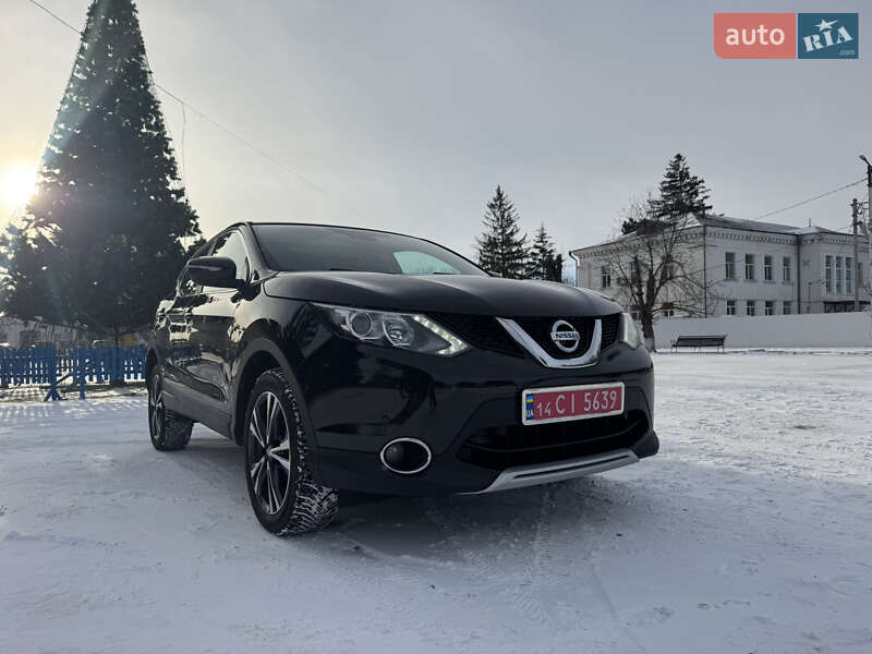 Внедорожник / Кроссовер Nissan Qashqai 2014 в Новоархангельске