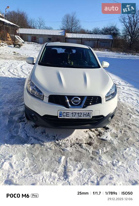 Внедорожник / Кроссовер Nissan Qashqai 2010 в Черновцах