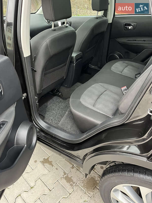 Внедорожник / Кроссовер Nissan Qashqai 2011 в Черновцах