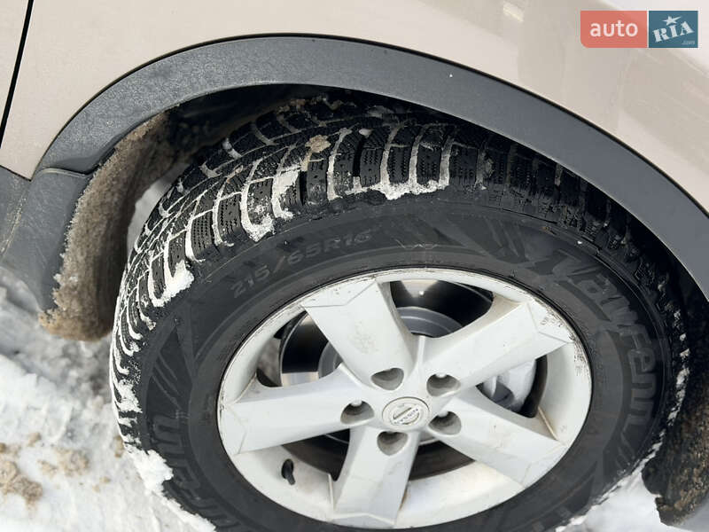 Внедорожник / Кроссовер Nissan Qashqai 2007 в Сарнах