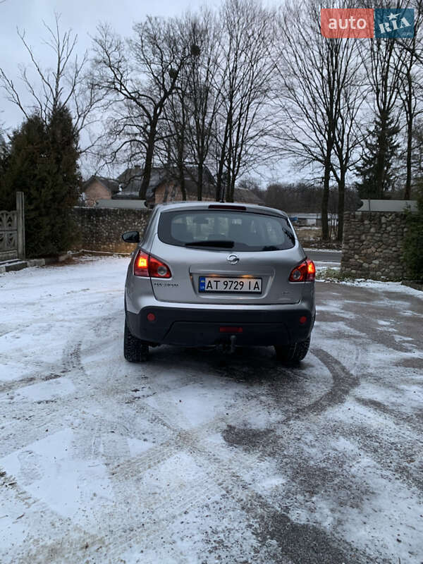 Внедорожник / Кроссовер Nissan Qashqai 2008 в Калуше