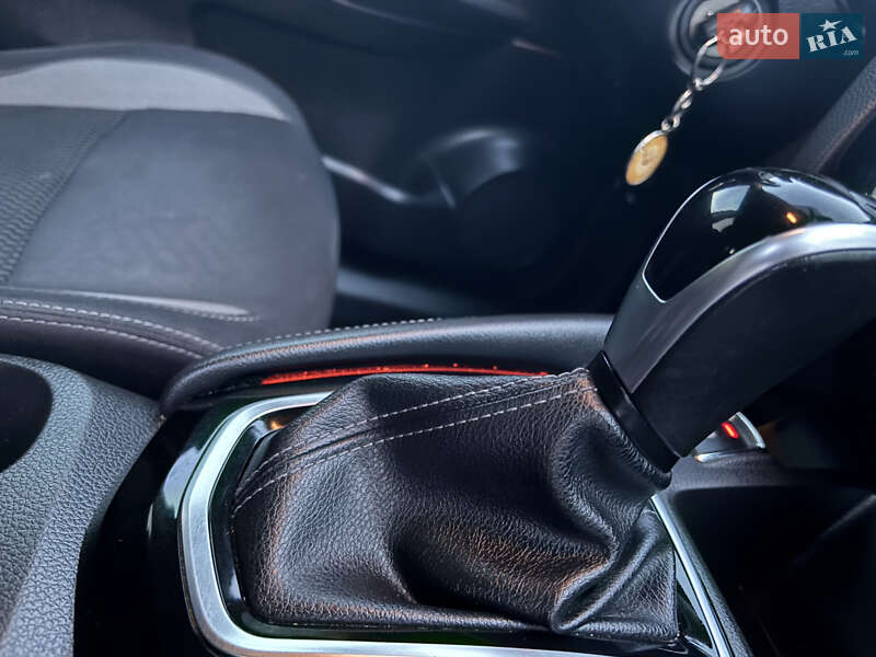 Внедорожник / Кроссовер Nissan Qashqai 2020 в Львове