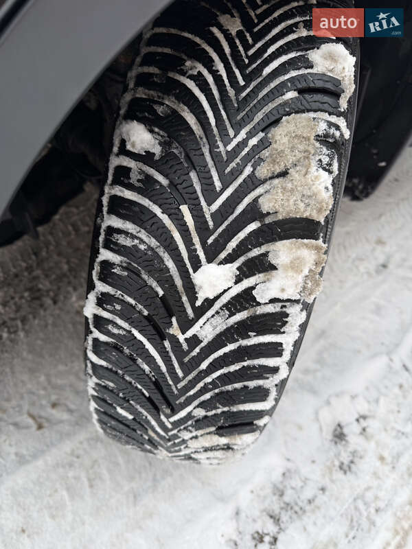 Позашляховик / Кросовер Nissan Qashqai 2011 в Рівному